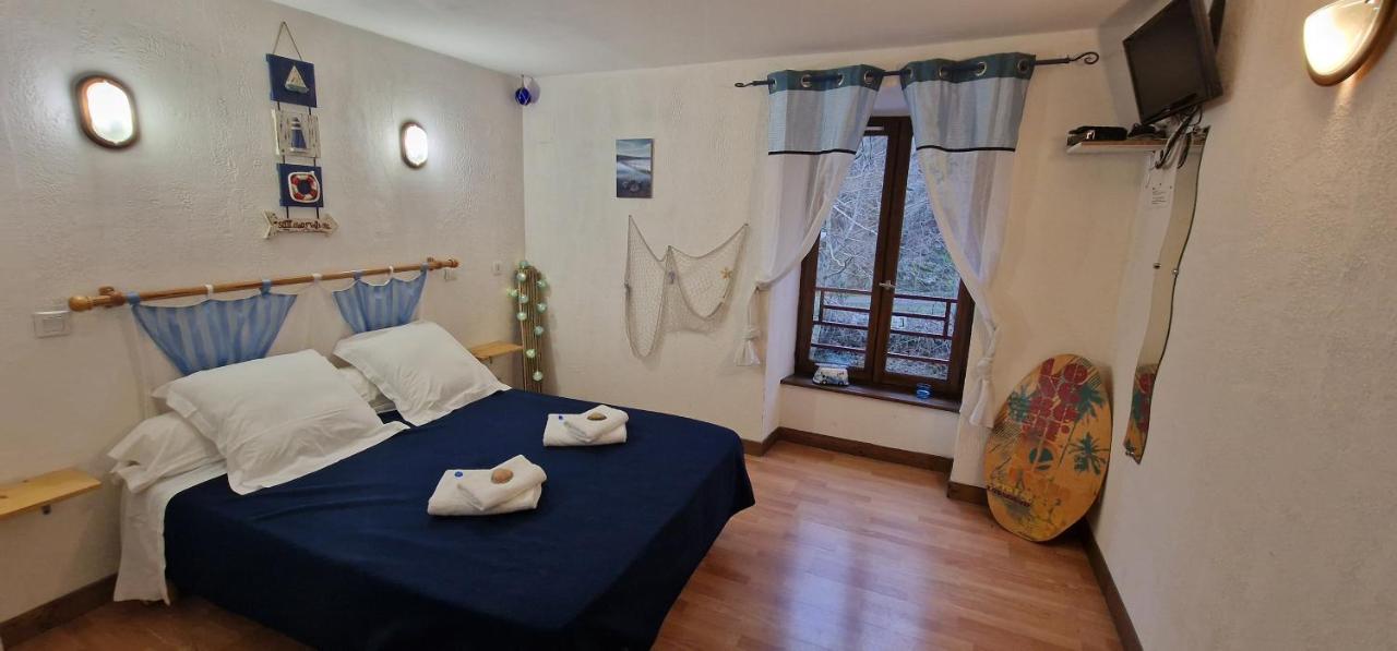 Chambres D'Hotes Les Lits Des Fees 세인트-플로레트 외부 사진